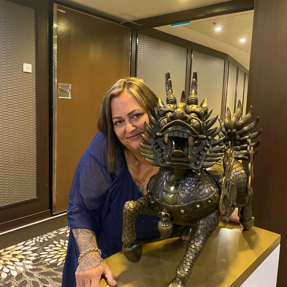 Meet your Posher, Lauren - Picture 5 of 11